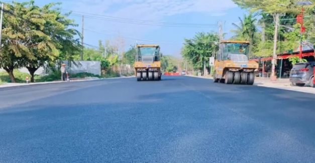 熱烈祝賀海南省國(guó)道G540毛九線抱由至九所段改建工程交工驗(yàn)收