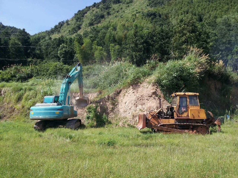 S208岳陽(yáng)縣楊林至張谷英公路工程A2合同段正式開工